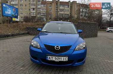 Хэтчбек Mazda 3 2004 в Ивано-Франковске