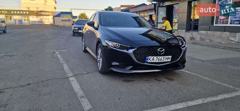 Седан Mazda 3 2020 в Малине