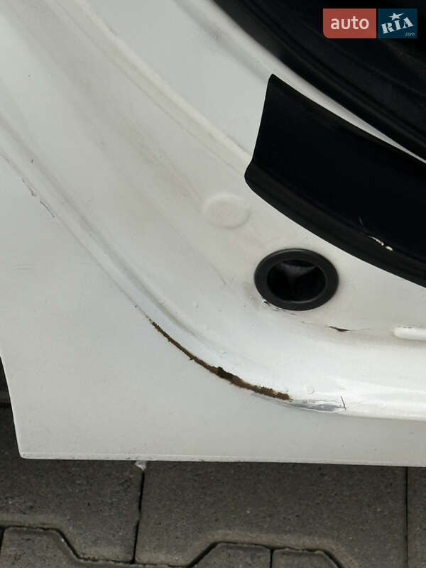 Седан Mazda 3 2017 в Киеве