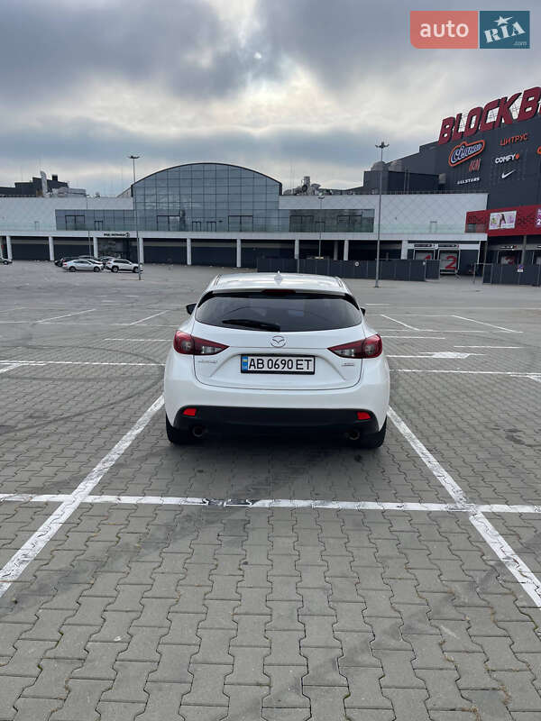 Хэтчбек Mazda 3 2015 в Киеве