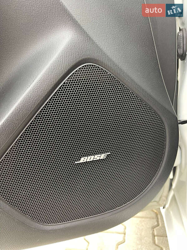 Хэтчбек Mazda 3 2015 в Киеве