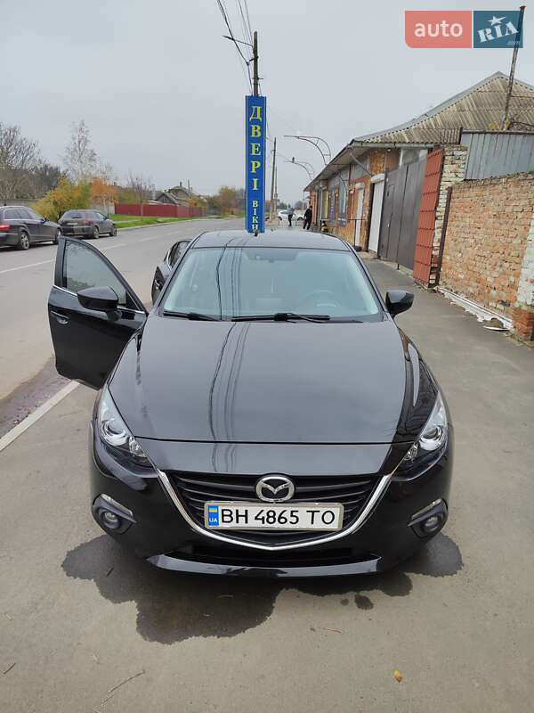 Mazda 3 2015