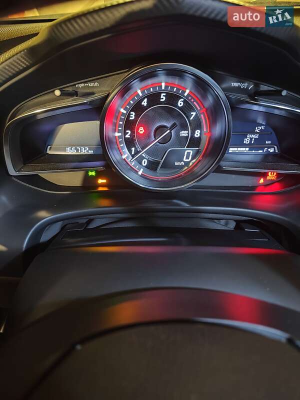 Седан Mazda 3 2015 в Ізмаїлі