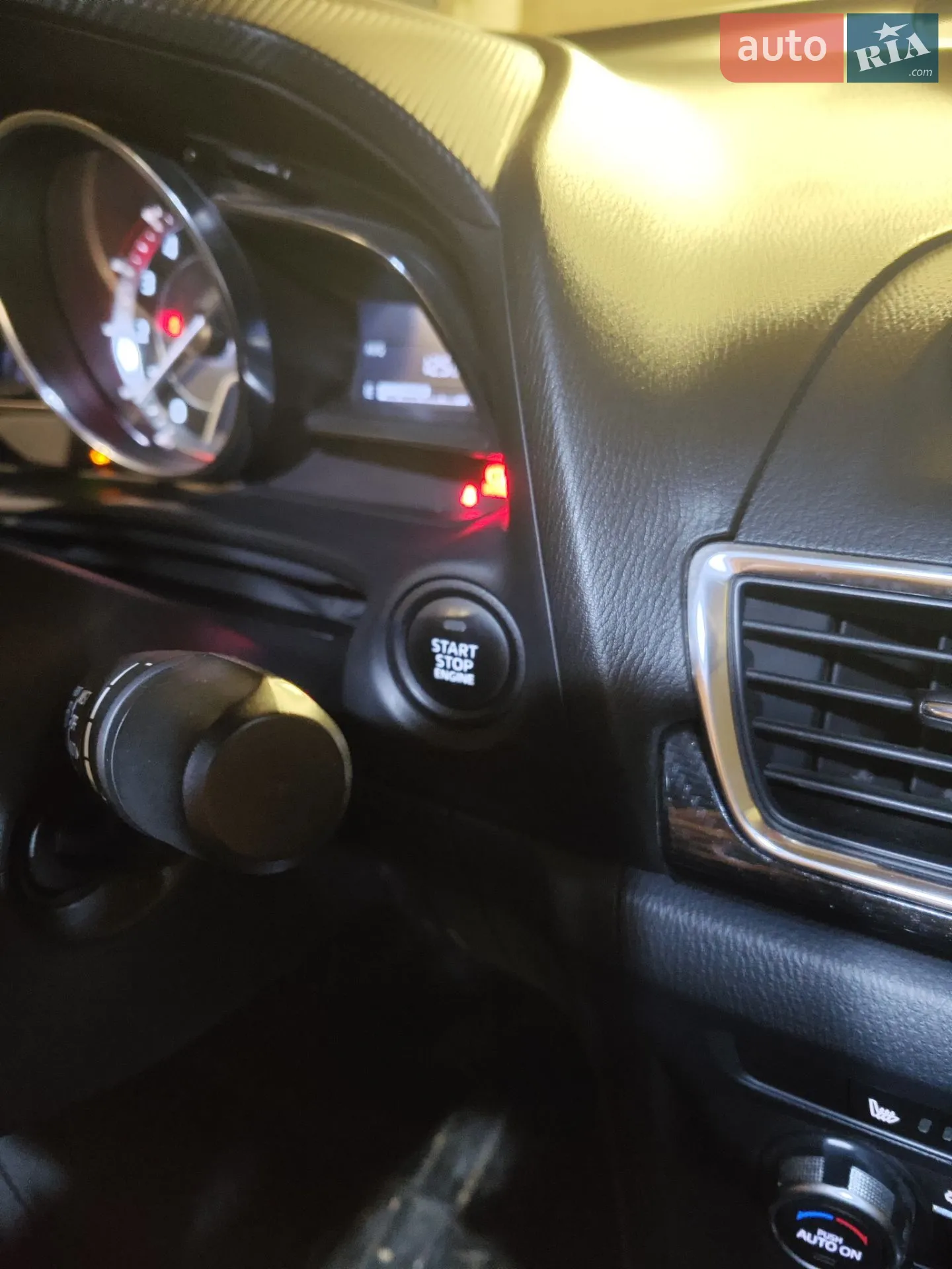 2015 Mazda 3 - мініатюра 26