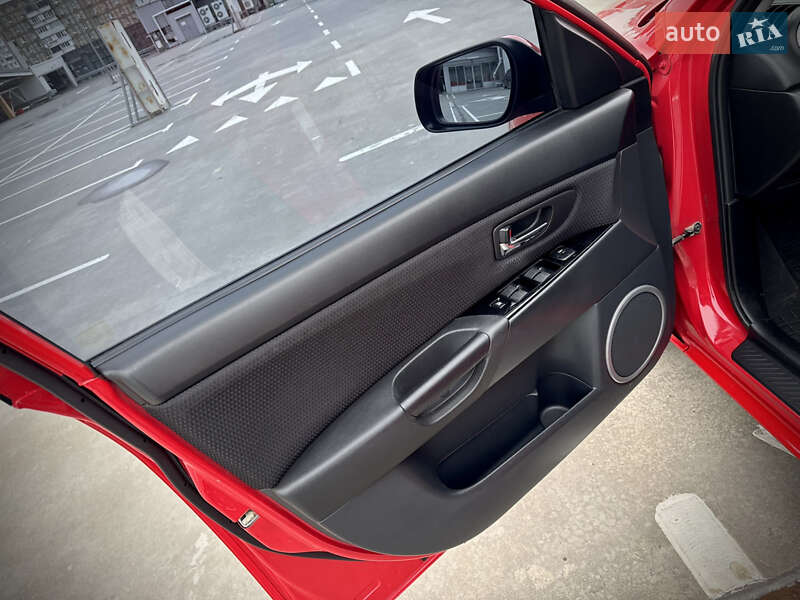 Седан Mazda 3 2008 в Киеве