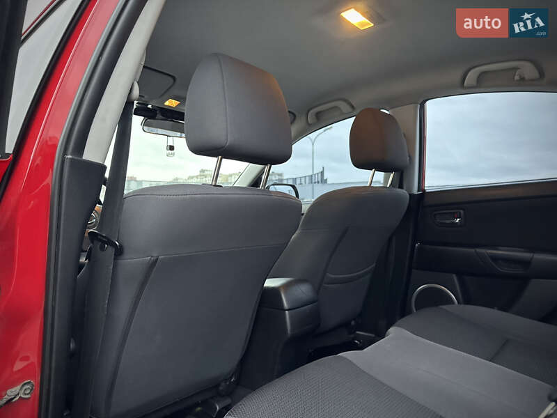 Седан Mazda 3 2008 в Киеве