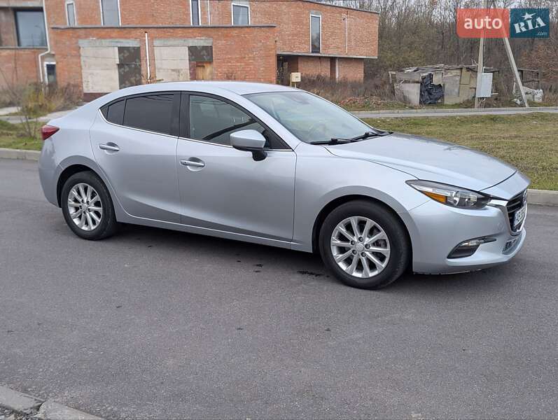 Седан Mazda 3 2018 в Вінниці