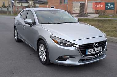 Седан Mazda 3 2018 в Виннице