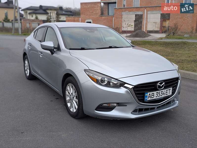 Седан Mazda 3 2018 в Вінниці