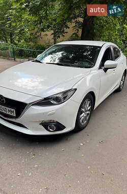 Седан Mazda 3 2015 в Києві