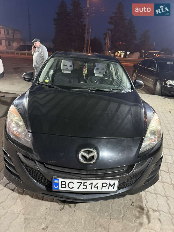 Хэтчбек Mazda 3 2010 в Львове