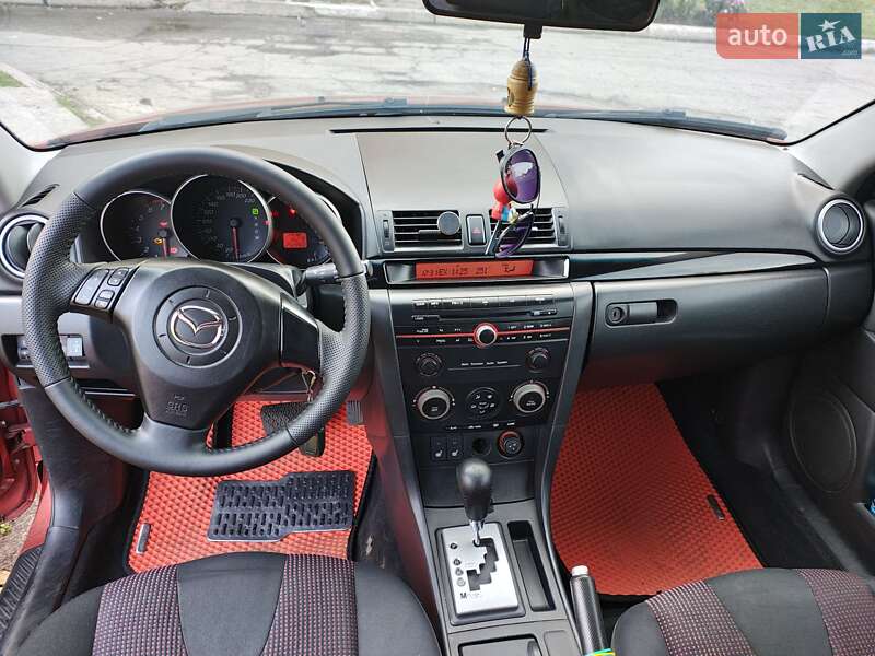 Хэтчбек Mazda 3 2005 в Запорожье