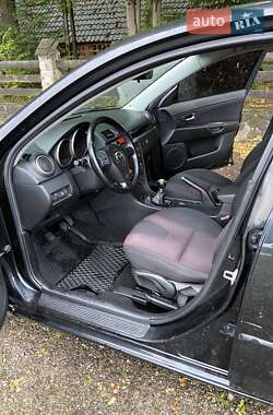 Хэтчбек Mazda 3 2004 в Косове