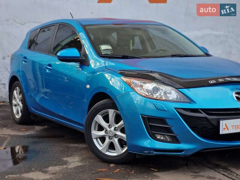 Хэтчбек Mazda 3 2010 в Одессе