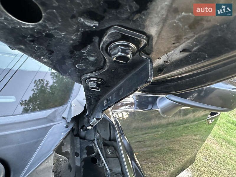 Хэтчбек Mazda 3 2016 в Киеве