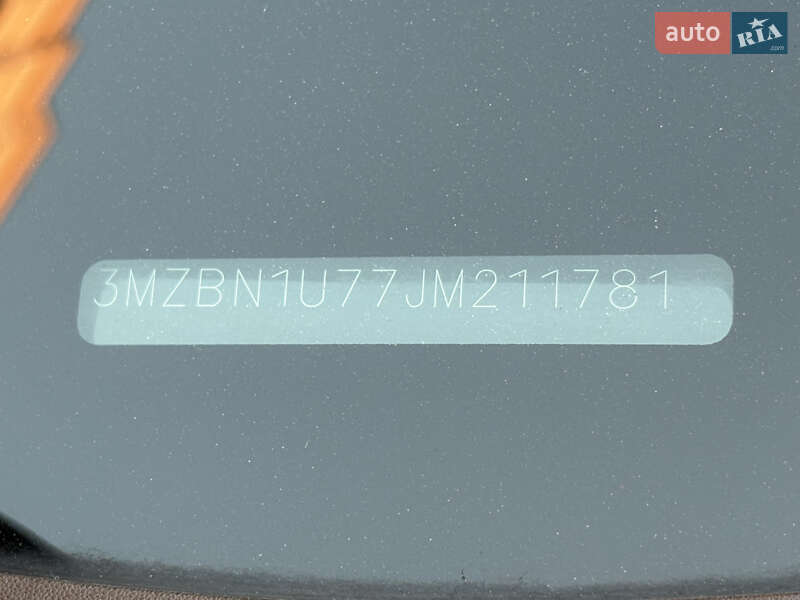 Седан Mazda 3 2018 в Киеве фото 36 Седан Mazda 3 2018 в Киеве