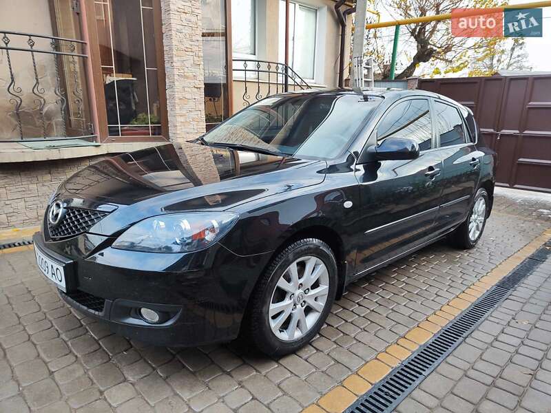 Хэтчбек Mazda 3 2006 в Богодухове