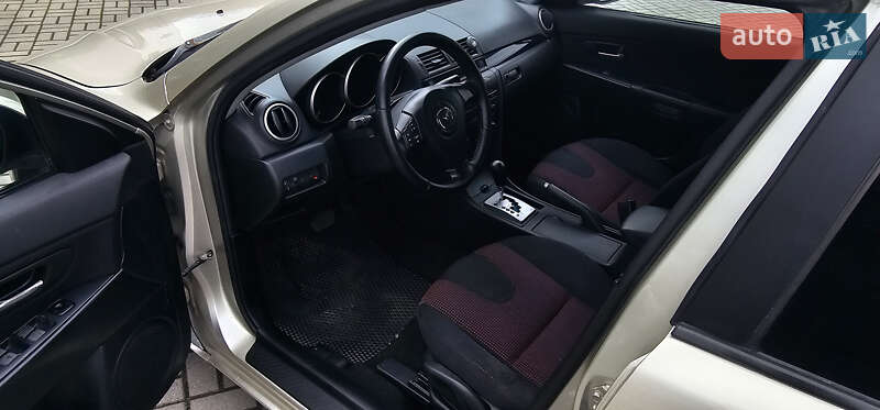 Седан Mazda 3 2005 в Запорожье