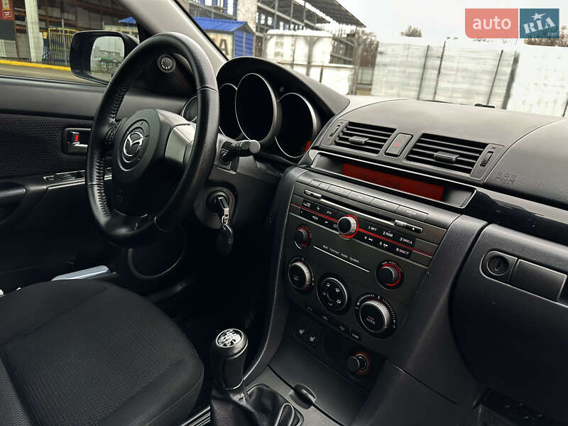 Седан Mazda 3 2007 в Сумах
