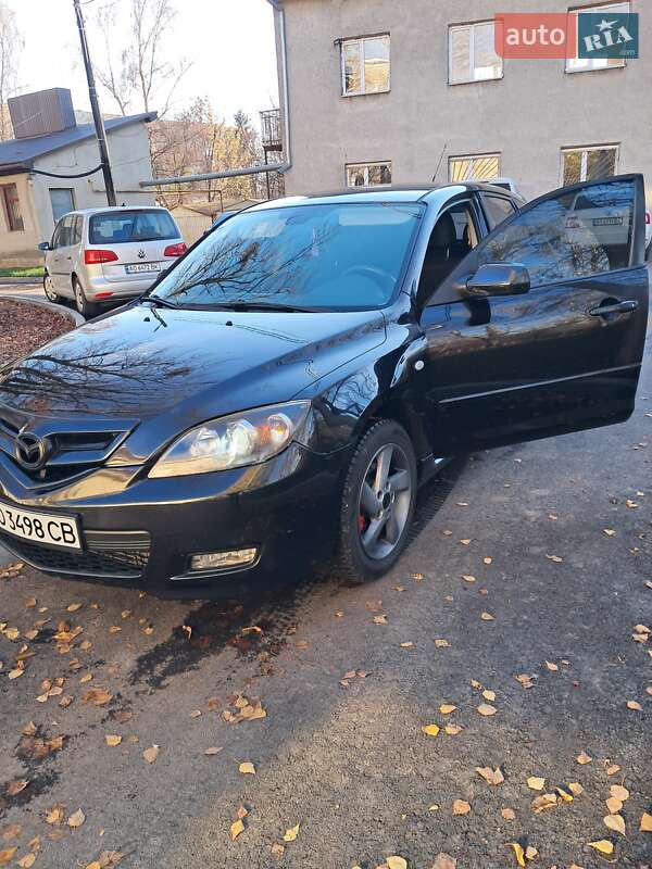 Хэтчбек Mazda 3 2007 в Мукачево