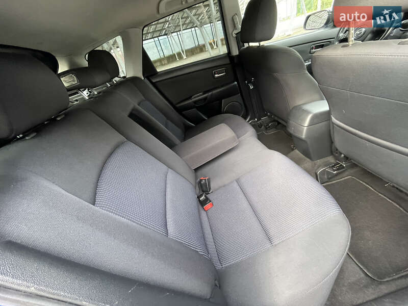 Хетчбек Mazda 3 2005 в Винниках