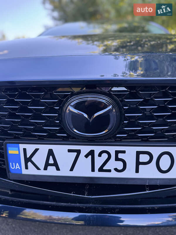 Седан Mazda 3 2019 в Киеве