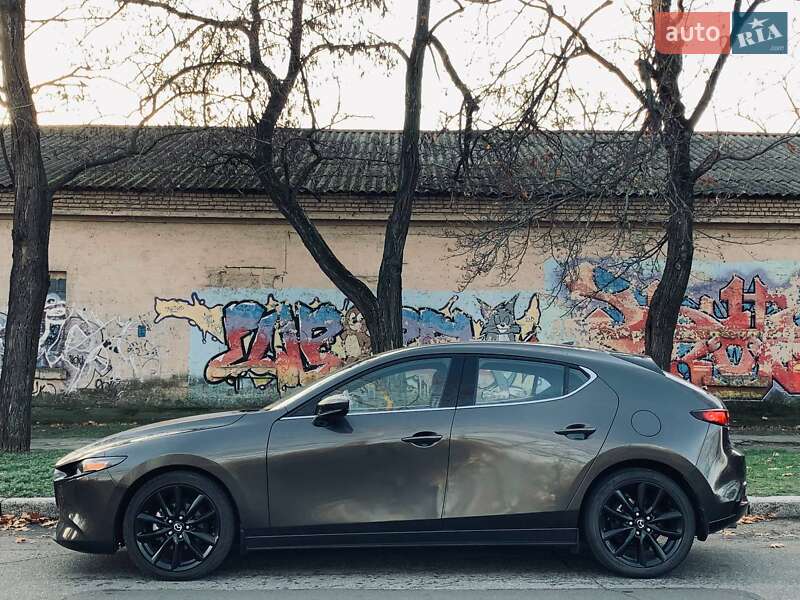 Хэтчбек Mazda 3 2019 в Николаеве