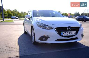Хэтчбек Mazda 3 2016 в Киеве