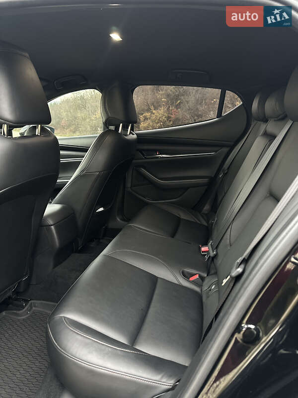 Хетчбек Mazda 3 2019 в Івано-Франківську