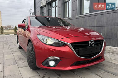 Седан Mazda 3 2015 в Харькове