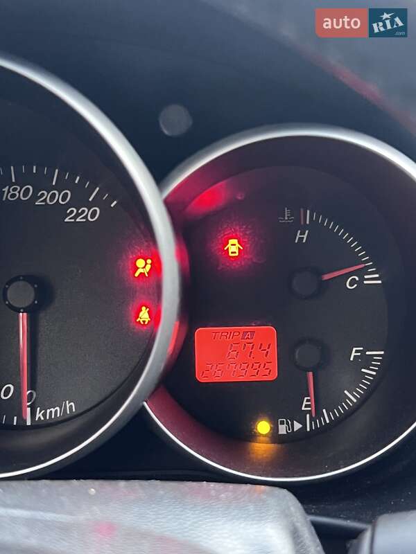 Седан Mazda 3 2005 в Харкові