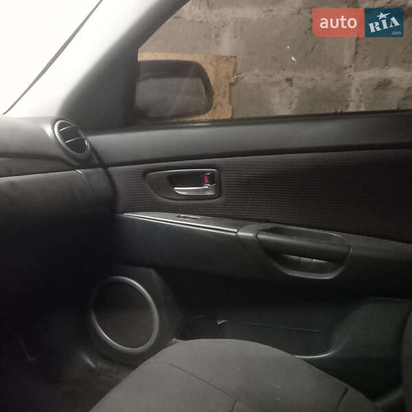Седан Mazda 3 2008 в Миколаєві