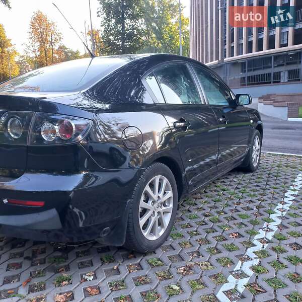 Седан Mazda 3 2008 в Харкові