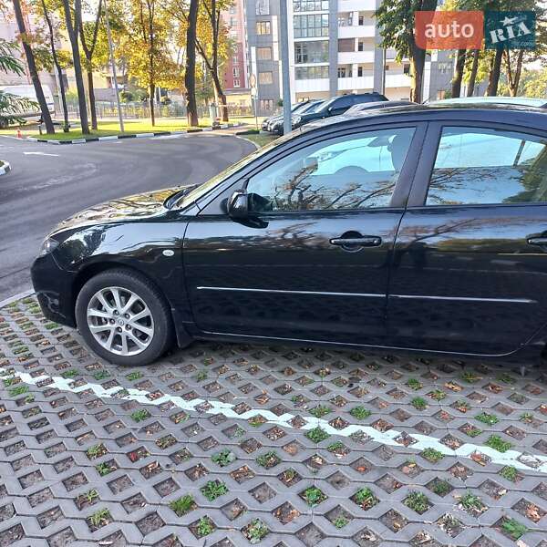 Седан Mazda 3 2008 в Харькове