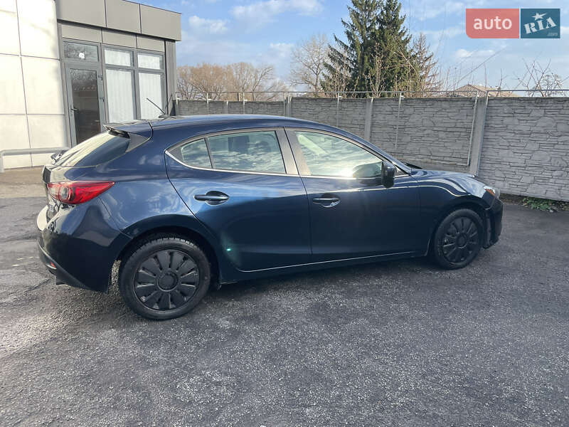 Хэтчбек Mazda 3 2014 в Каменском