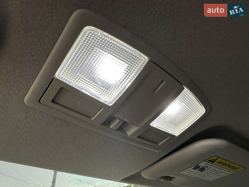 Седан Mazda 3 2012 в Миколаєві