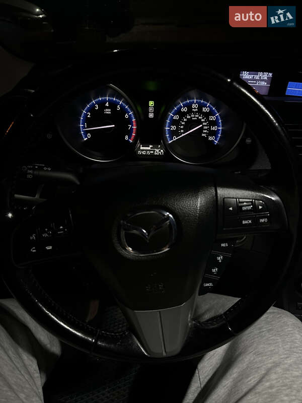 Седан Mazda 3 2013 в Дніпрі