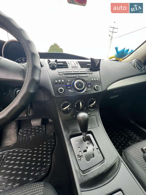 Седан Mazda 3 2013 в Дніпрі фото 19 Седан Mazda 3 2013 в Дніпрі