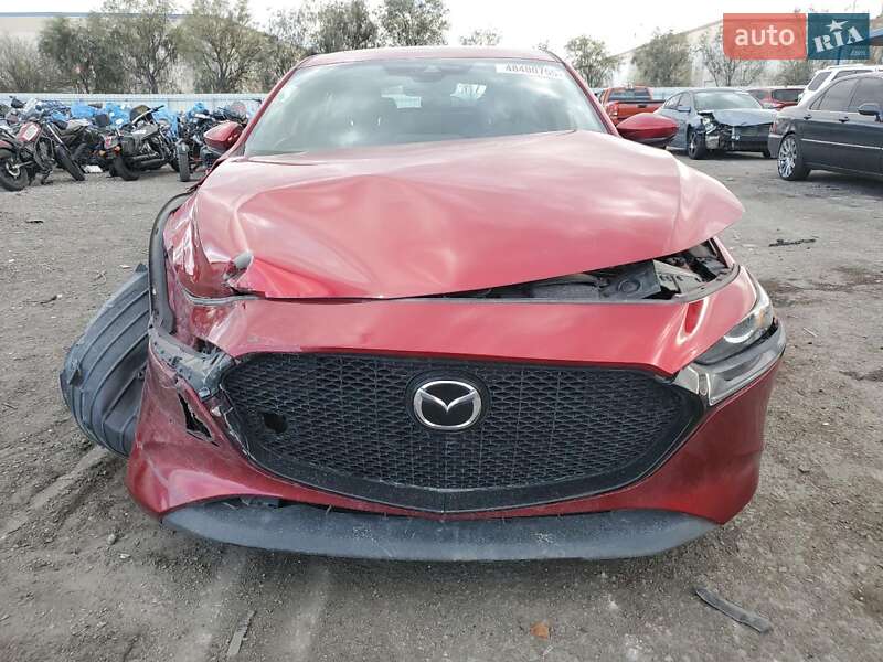 Хетчбек Mazda 3 2021 в Запоріжжі