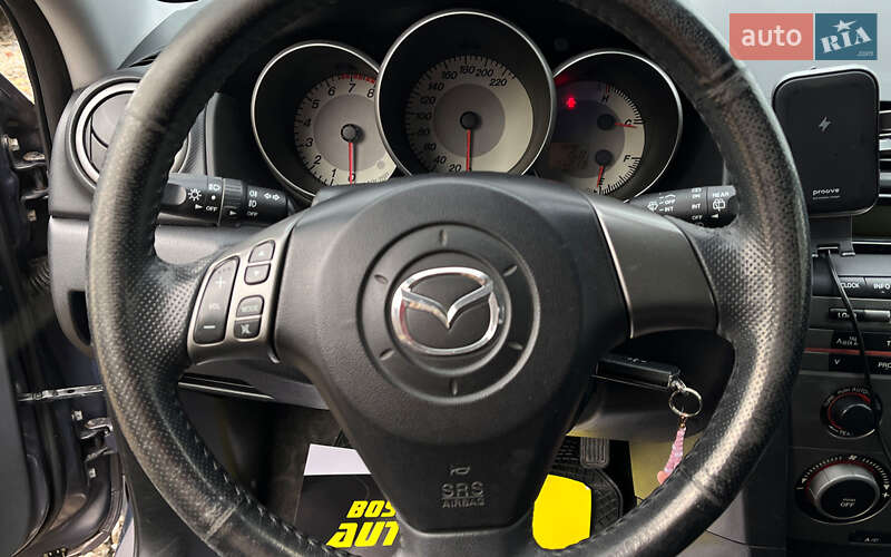 Хэтчбек Mazda 3 2006 в Коломые