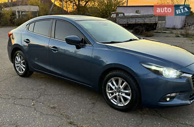 Седан Mazda 3 2017 в Николаеве
