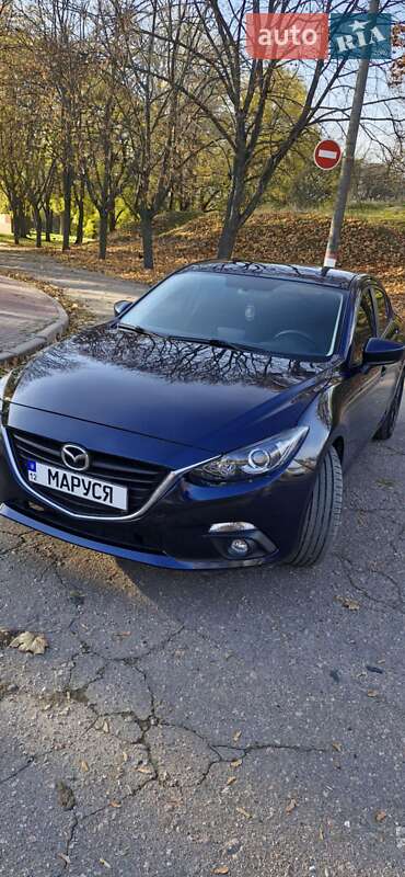 Mazda 3 2016