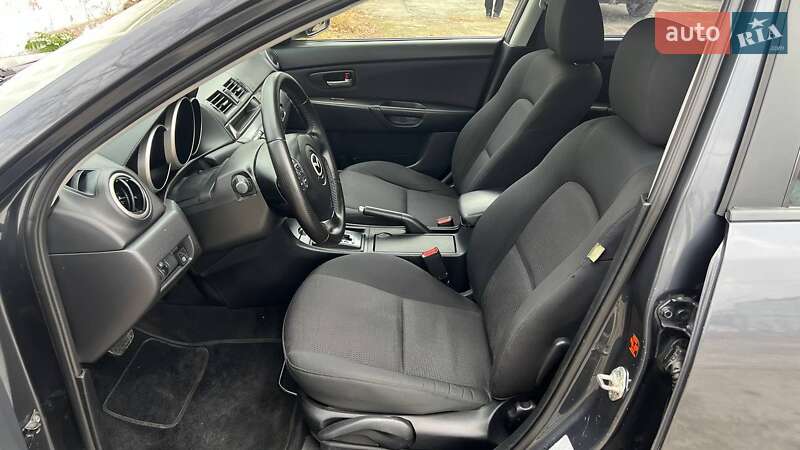 Седан Mazda 3 2008 в Киеве