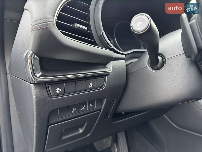 Хэтчбек Mazda 3 2019 в Днепре