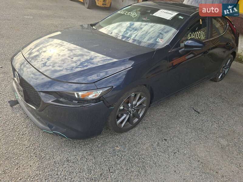 Хетчбек Mazda 3 2022 в Києві
