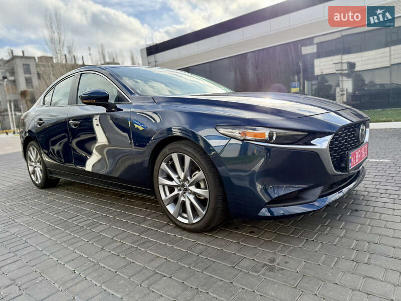 Седан Mazda 3 2019 в Одесі