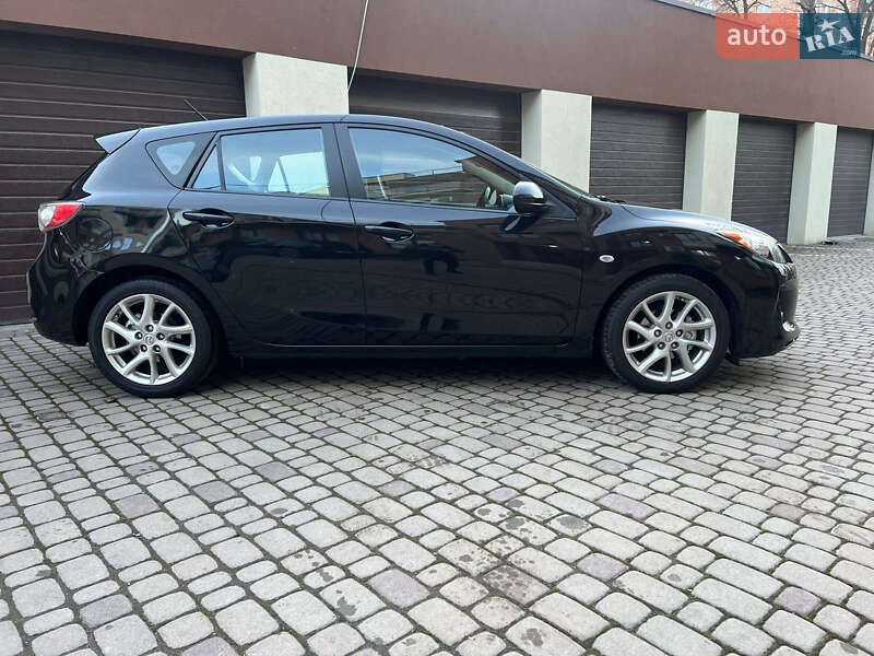 Хэтчбек Mazda 3 2011 в Коломые