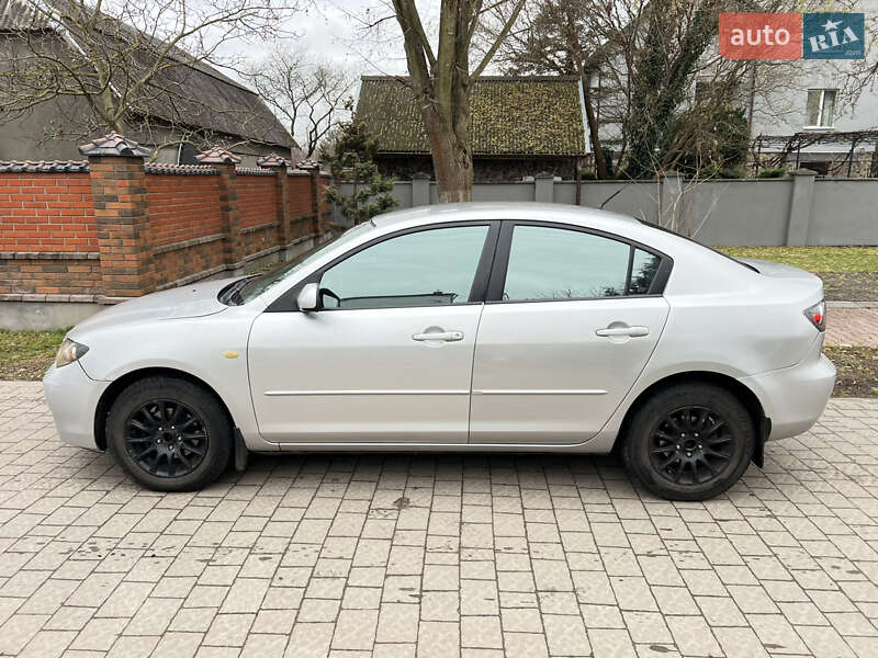 Седан Mazda 3 2007 в Львове