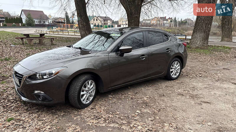 Седан Mazda 3 2015 в Кропивницькому