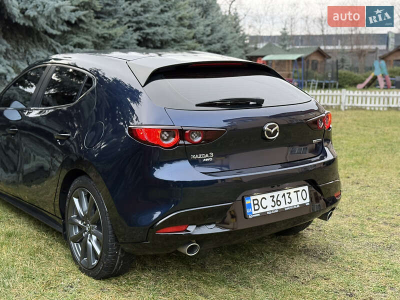 Хэтчбек Mazda 3 2019 в Киеве